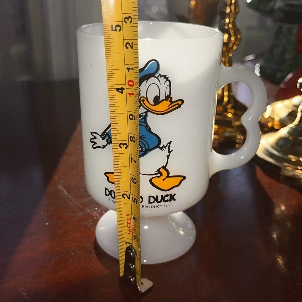 Vintage Disney's Pedestal Mug, Disney's Donald Duck Pedestal Cup, 1980's
